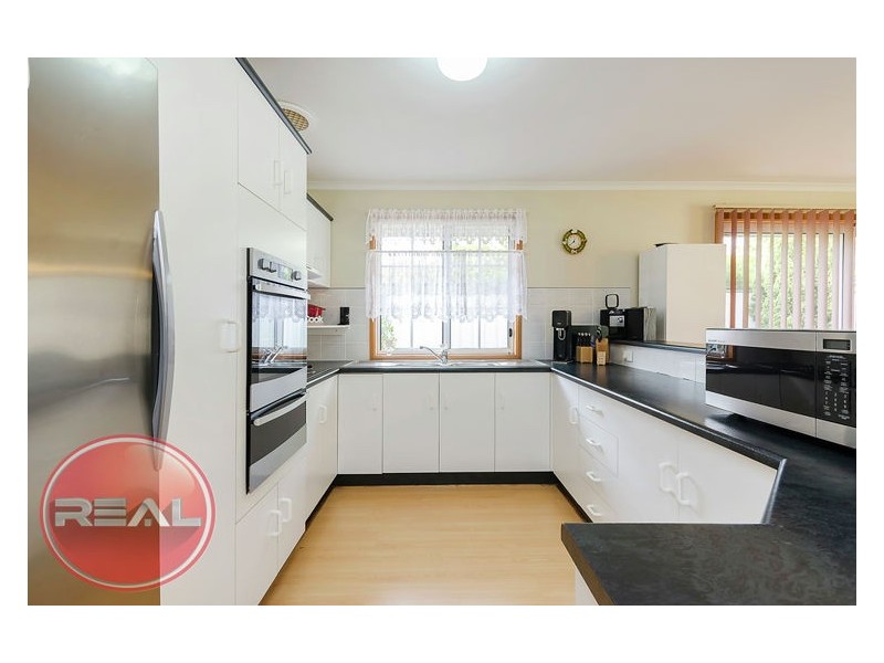 1 Lachlan Street, Greenwith SA 5125