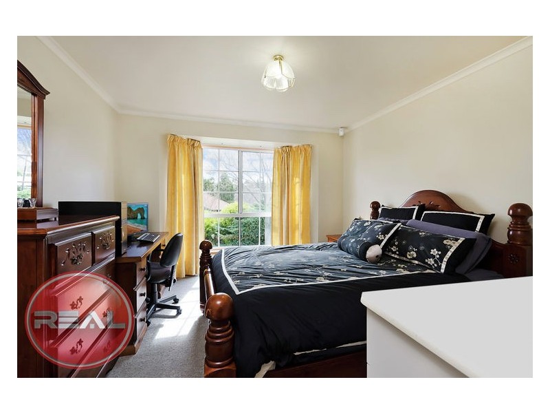 1 Lachlan Street, Greenwith SA 5125