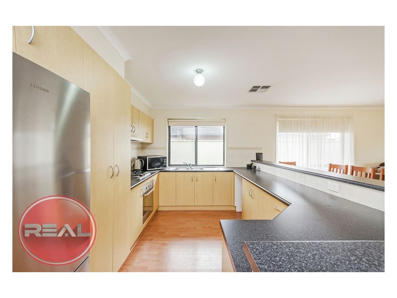 33 Banff Street, Burton SA 5110