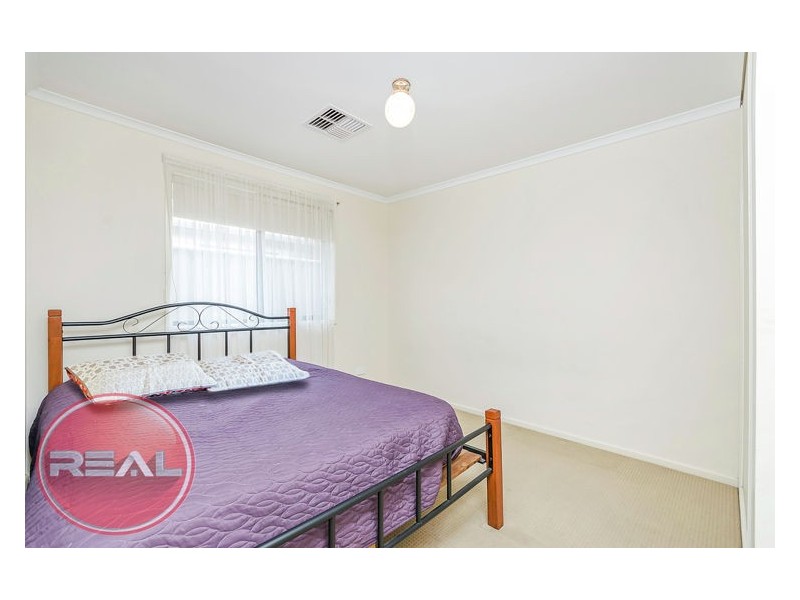 33 Banff Street, Burton SA 5110