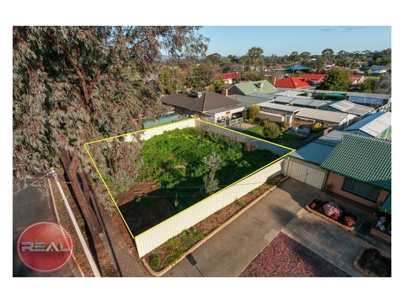4 Mitchell Street, Parafield Gardens SA 5107