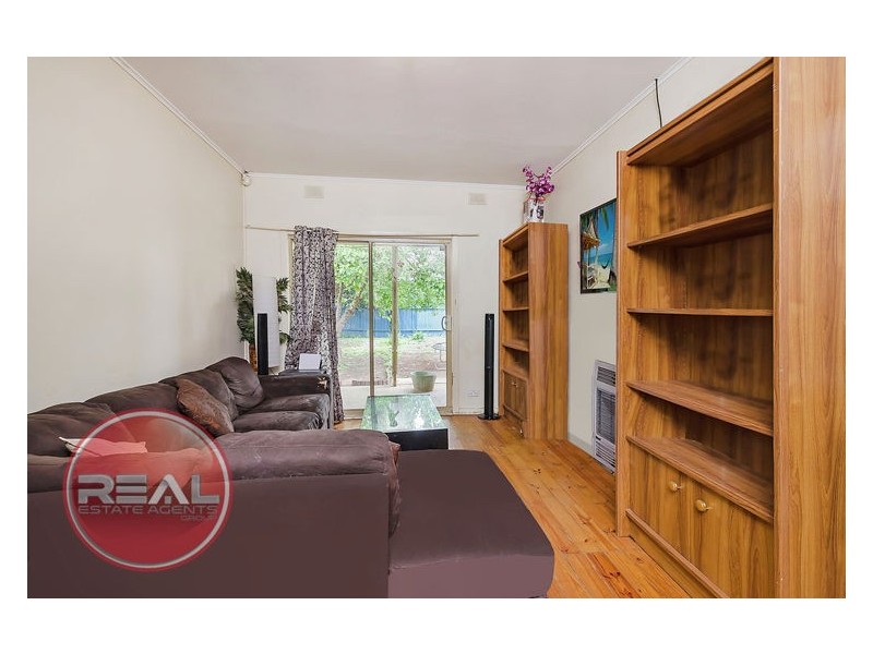 18 Barton Road, Elizabeth Downs SA 5113