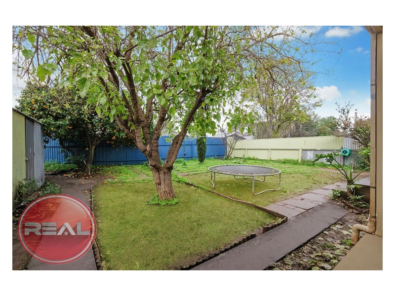 18 Barton Road, Elizabeth Downs SA 5113