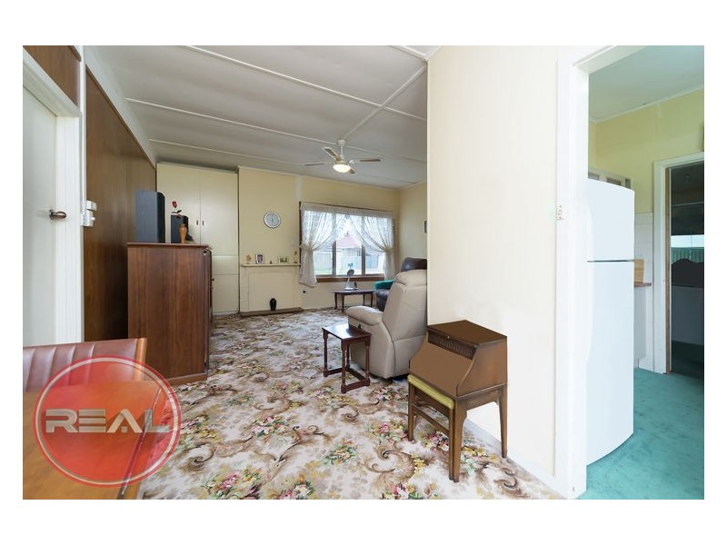 11 Manningford Road, Elizabeth South SA 5112