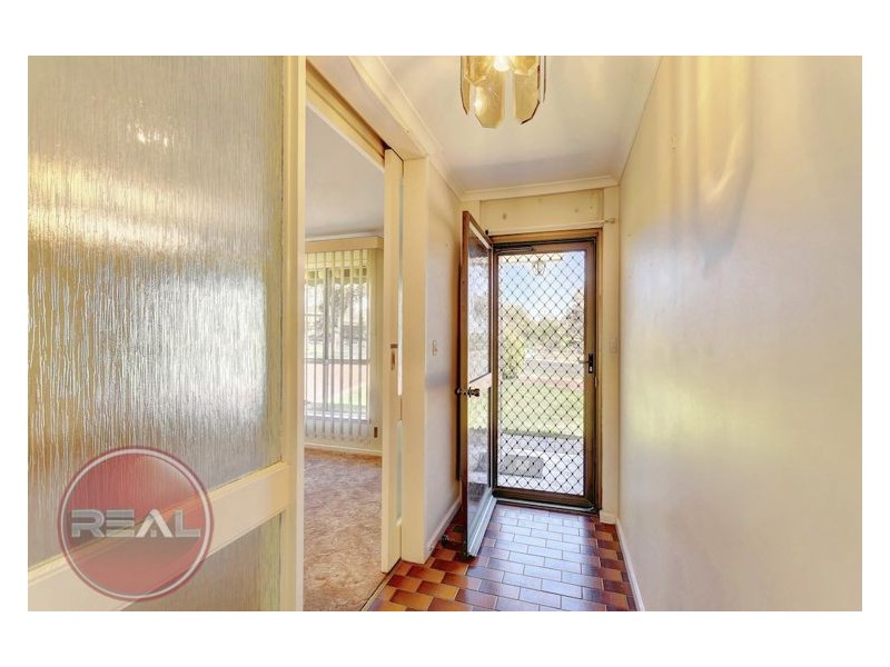 26 Elliott Avenue, Gulfview Heights SA 5096