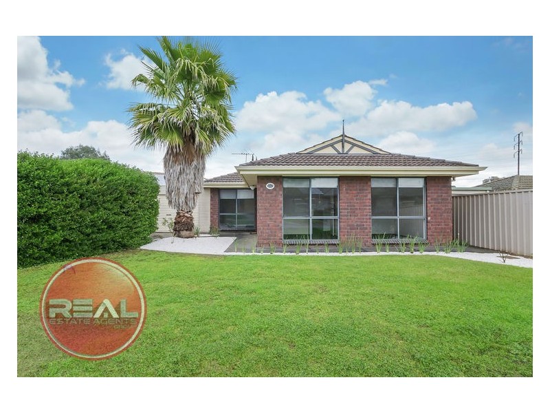 10 Sterling Court, Smithfield Plains SA 5114