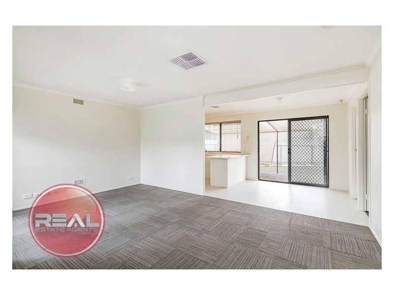 10 Sterling Court, Smithfield Plains SA 5114