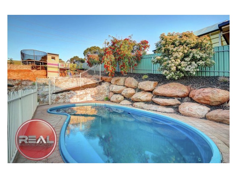 23 Modra Circuit, Hillbank SA 5112