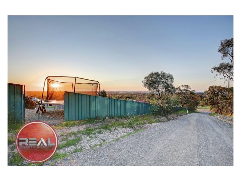23 Modra Circuit, Hillbank SA 5112