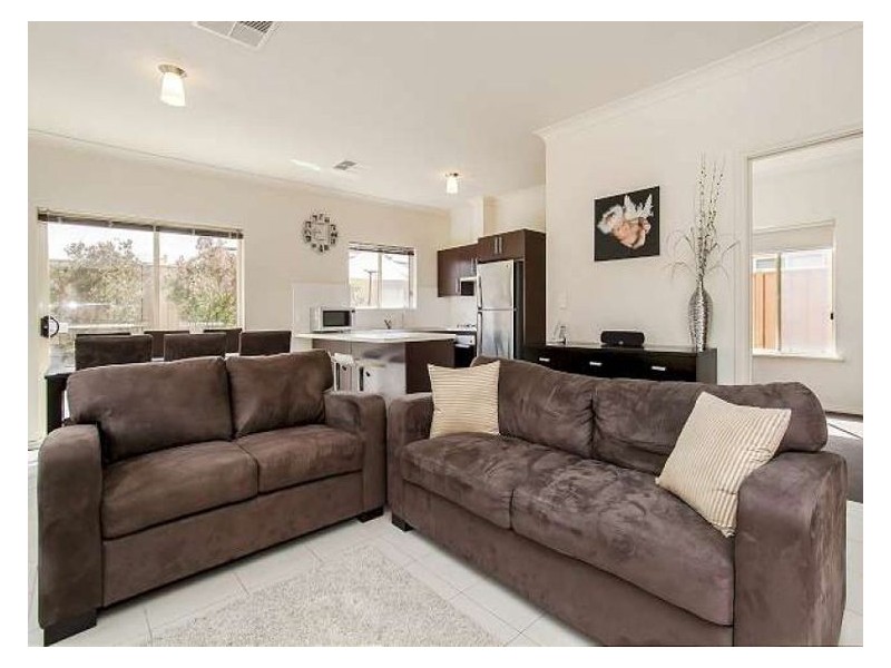 15 Brookman Street, Osborne SA 5017