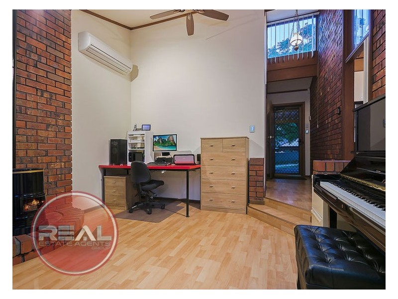 9 Launceston Avenue, Banksia Park SA 5091