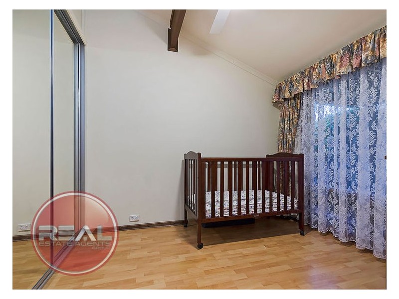 9 Launceston Avenue, Banksia Park SA 5091