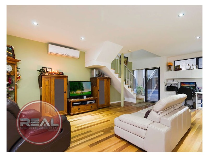 27 St Johns Road, Ottoway SA 5013