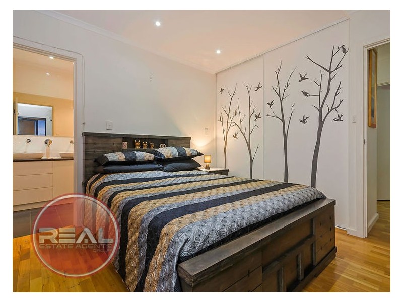 27 St Johns Road, Ottoway SA 5013