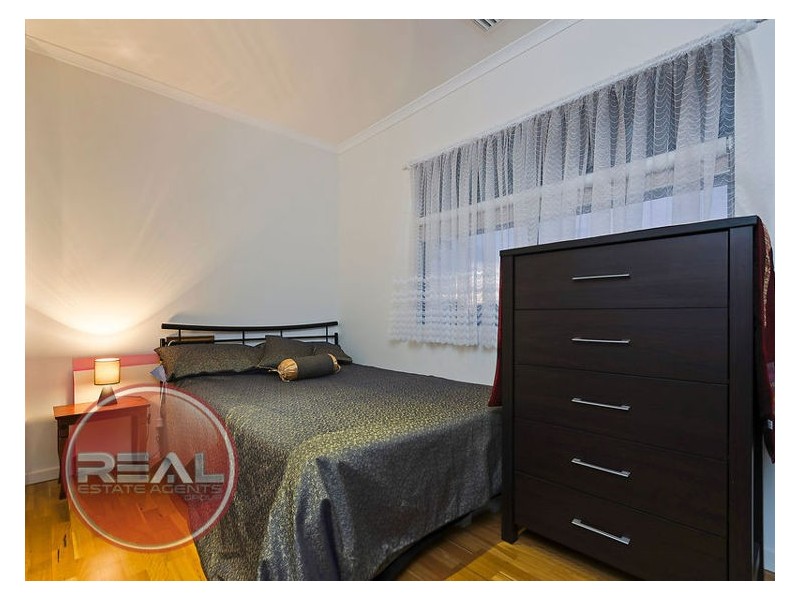 27 St Johns Road, Ottoway SA 5013