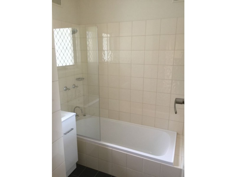 33 Hinsley Road, Smithfield Plains SA 5114