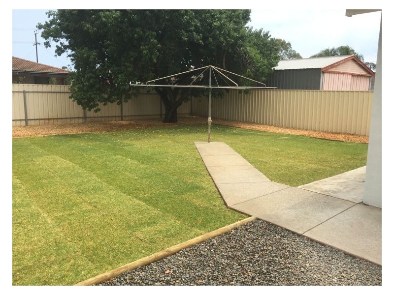 33 Hinsley Road, Smithfield Plains SA 5114