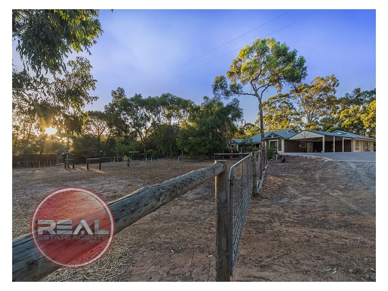 81 Gottwald Road, Williamstown SA 5351
