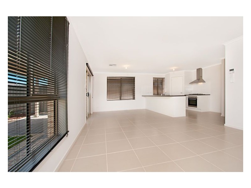 21 Vitorio Road, Munno Para West SA 5115