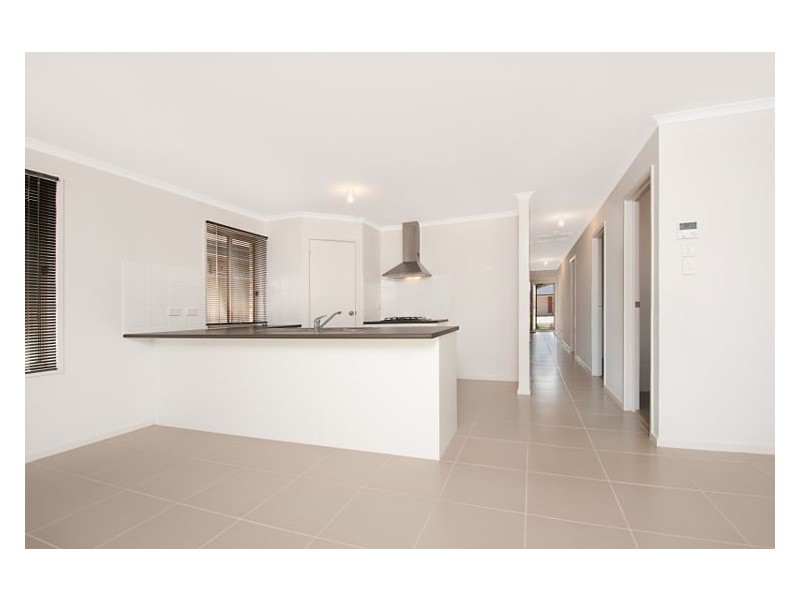 21 Vitorio Road, Munno Para West SA 5115