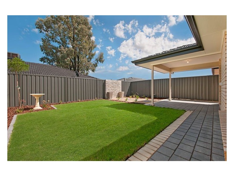 21 Vitorio Road, Munno Para West SA 5115