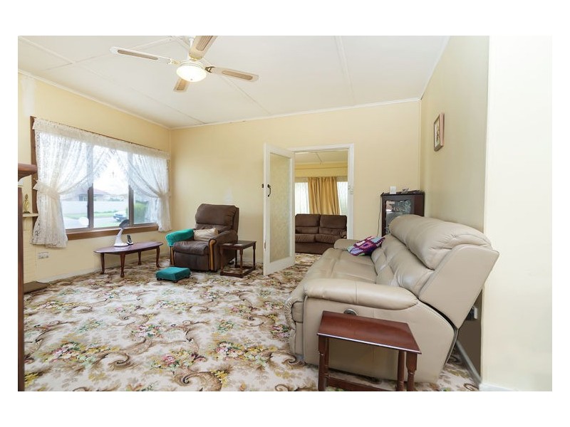 11 Manningford Road, Elizabeth South SA 5112