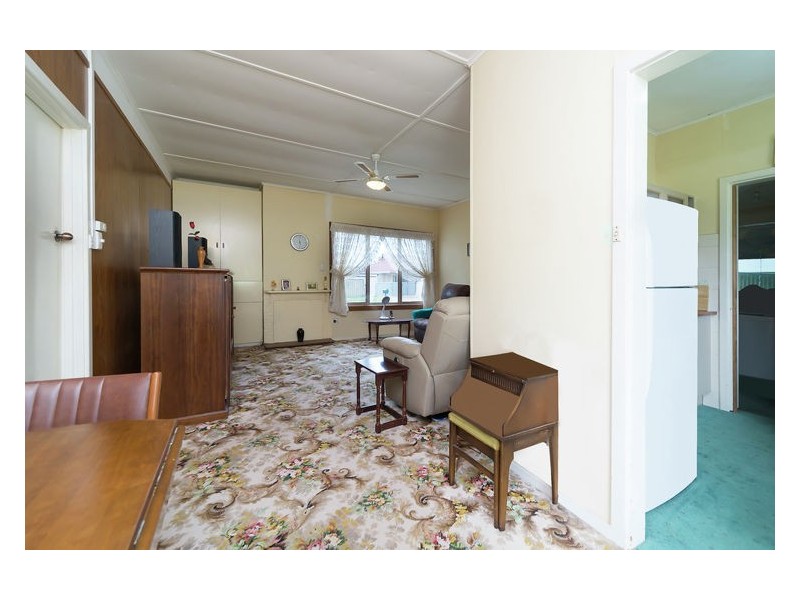 11 Manningford Road, Elizabeth South SA 5112