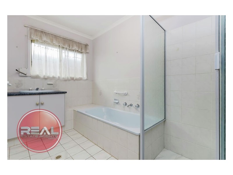 34 Heysen Court, Blakeview SA 5114