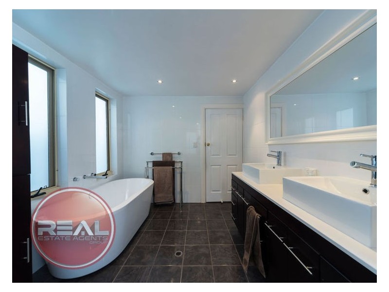 70b Fenden Road, Salisbury SA 5108