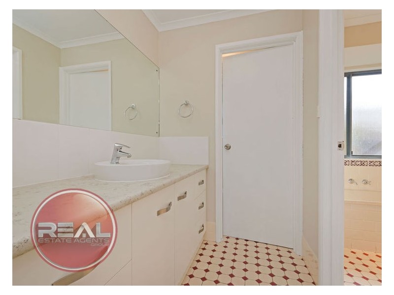 9 Crace Court, Evanston Park SA 5116