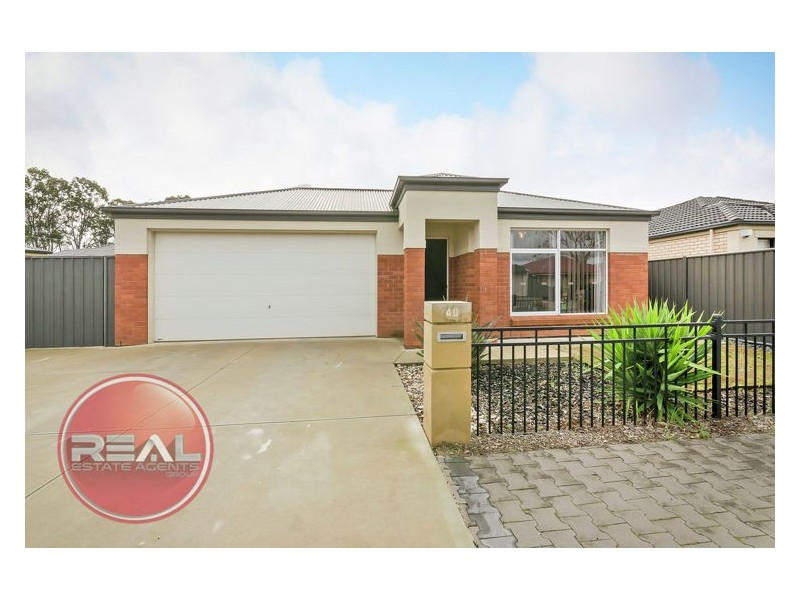 40 Coonawarra Avenue, Andrews Farm SA 5114