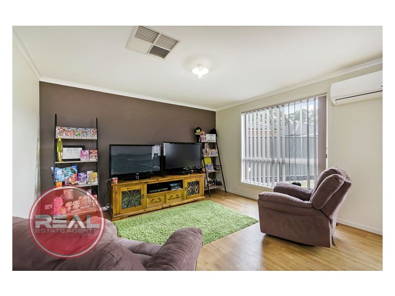 40 Coonawarra Avenue, Andrews Farm SA 5114