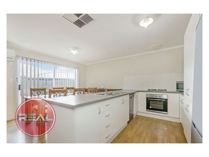 40 Coonawarra Avenue, Andrews Farm SA 5114