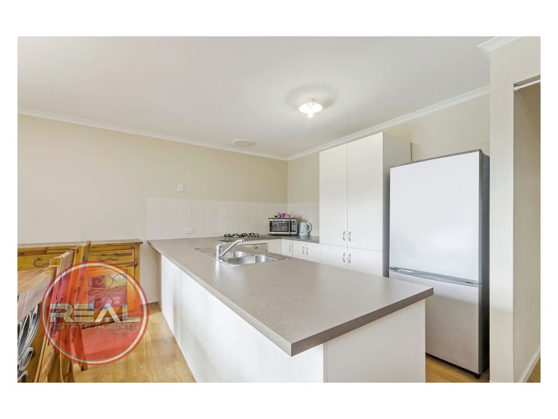 40 Coonawarra Avenue, Andrews Farm SA 5114