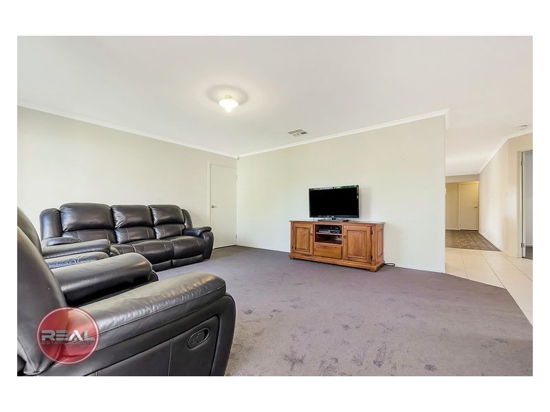 9 Matthew Street, Munno Para West SA 5115