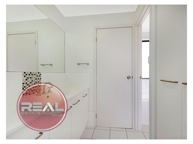 6 Crown Court, Munno Para West SA 5115