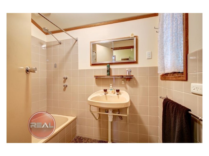 37 Cardnell Crescent, Elizabeth East SA 5112