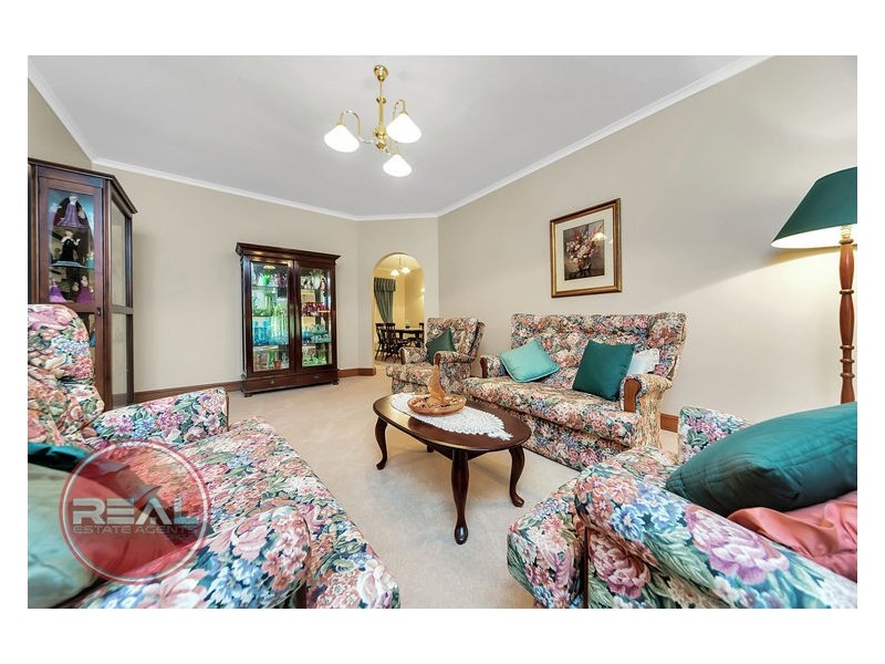 8 Pederick Court, Lewiston SA 5501