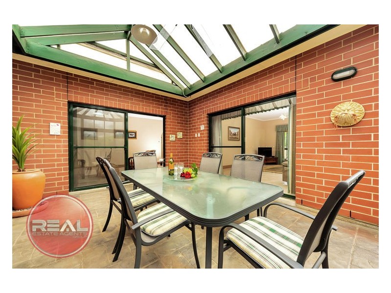 8 Pederick Court, Lewiston SA 5501