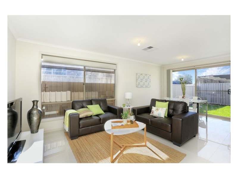 107a & 107b Bolivar Road, Burton SA 5110