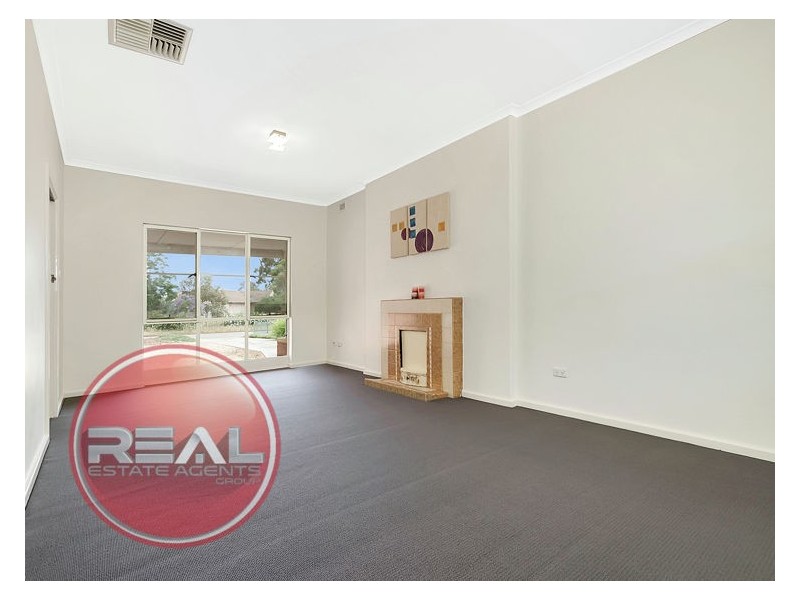 7 Hawk Street, Elizabeth Park SA 5113