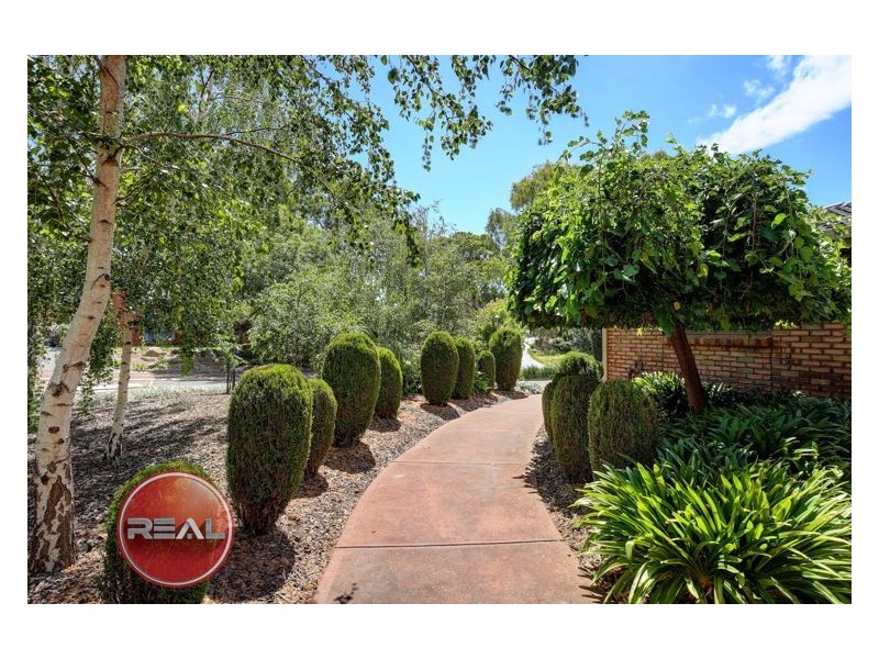5 Woodland Grove, Aberfoyle Park SA 5159