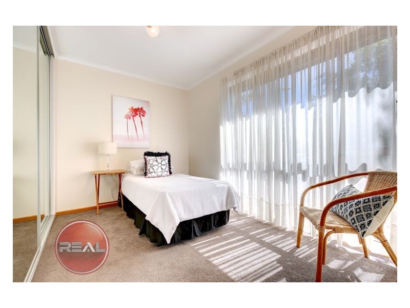 5 Woodland Grove, Aberfoyle Park SA 5159
