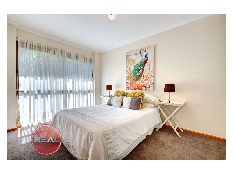 5 Woodland Grove, Aberfoyle Park SA 5159
