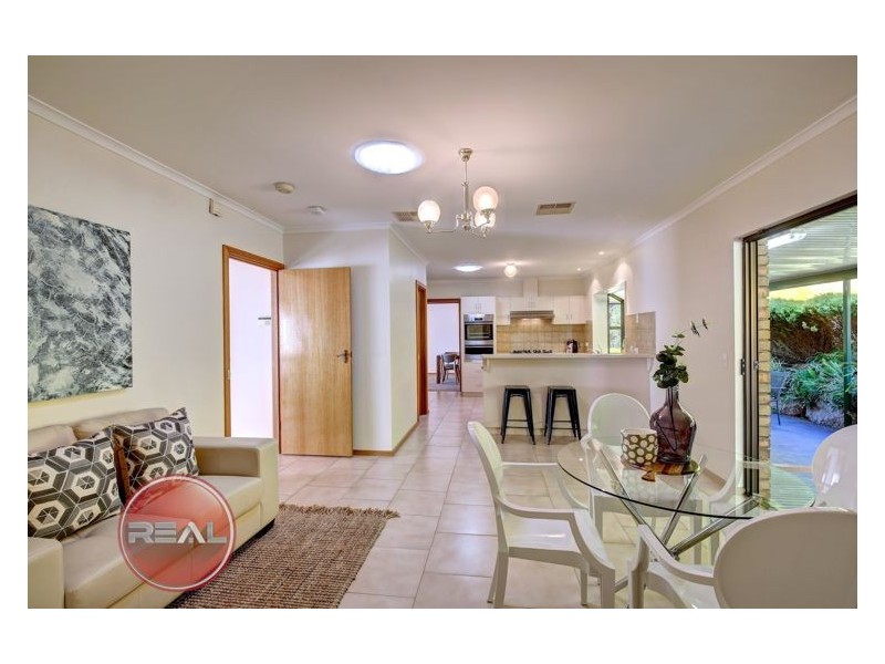 5 Woodland Grove, Aberfoyle Park SA 5159