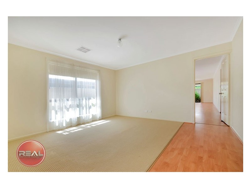 17 Hastings Street, Burton SA 5110