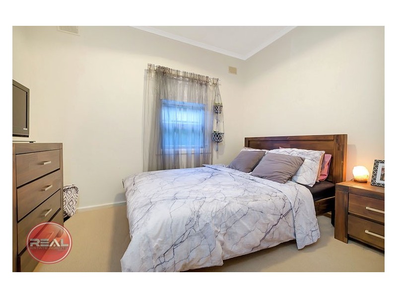 31 Collingbourne Drive, Elizabeth Vale SA 5112