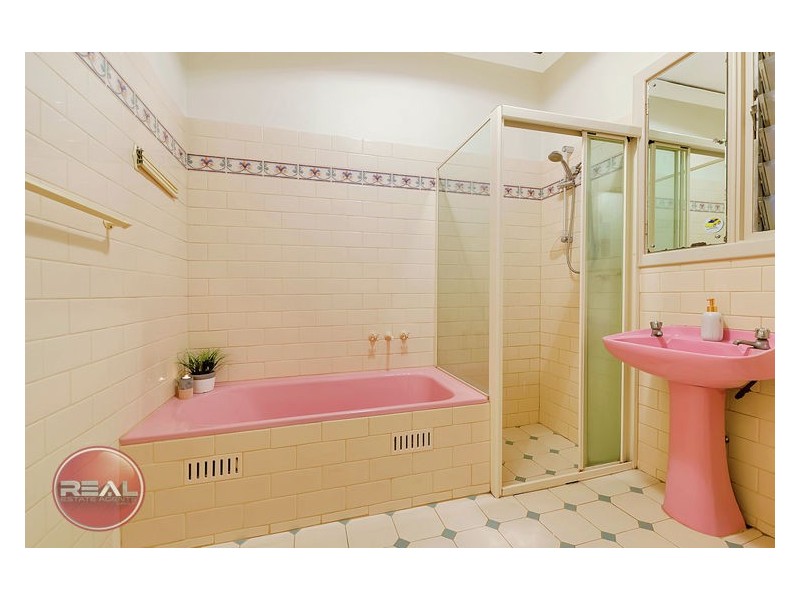 31 Collingbourne Drive, Elizabeth Vale SA 5112