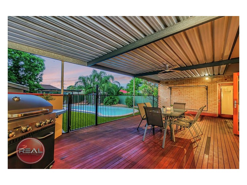 31 Collingbourne Drive, Elizabeth Vale SA 5112