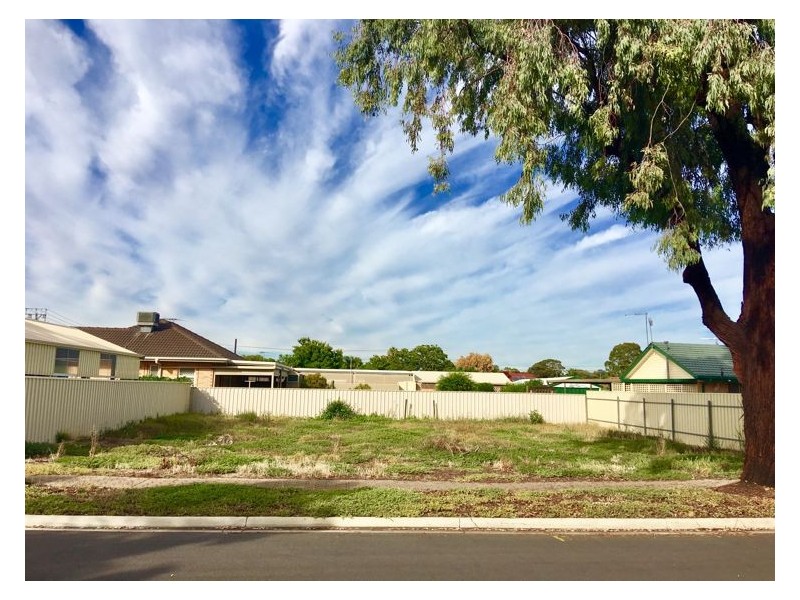 4 Mitchell Street, Parafield Gardens SA 5107